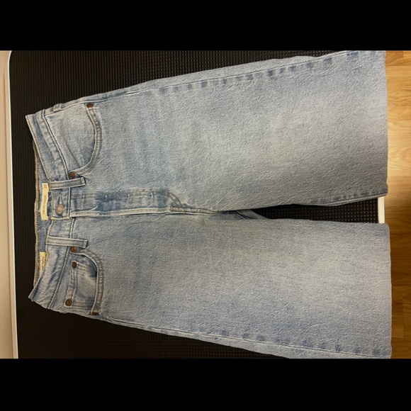 Levi’s Ribcage Straight Jeans - Picture 4 of 6